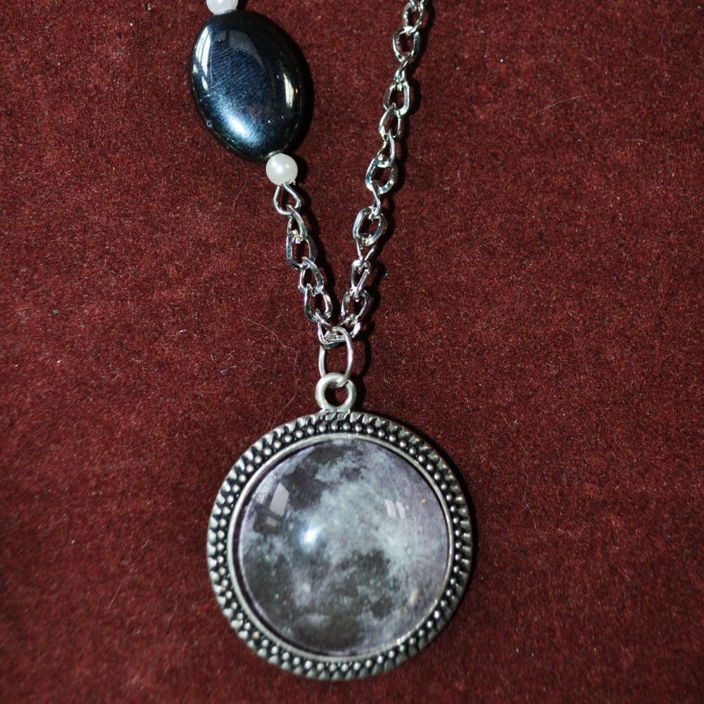 HANDMADE  Lunar Silver Medallion - Picture 6 of 6